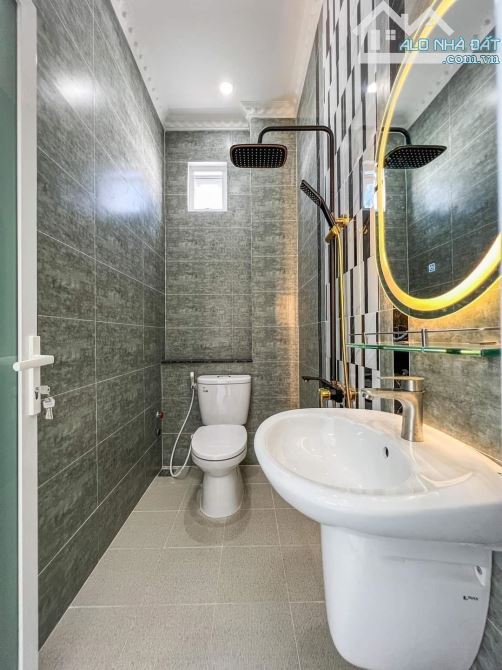 bán nhà 2ty450 ngay Trần Quang Diệu, P14, Q3 cần bán gấp giá mềm chốt nhanh - 3