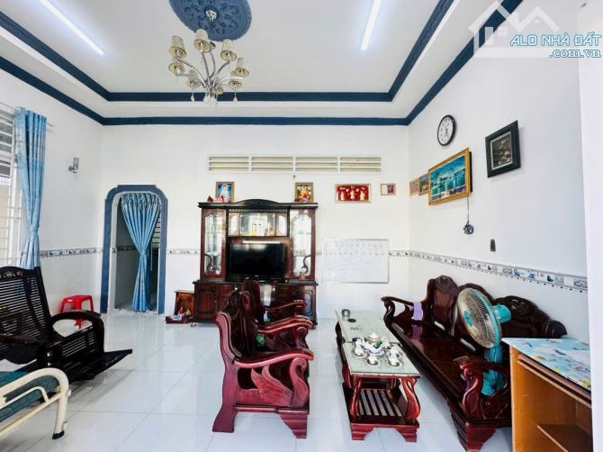 Nhà phường Tân Hạnh gần khu nhà ở Trương Giang dân cư đông đúc - 3