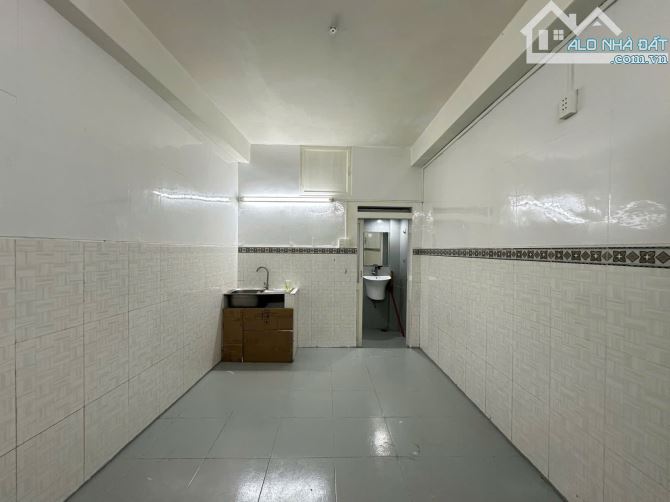 Bán nhà mặt tiền Nguyễn Phúc Nguyên Quận 3, ngang 4,8m chỉ 15 tỷ - 3