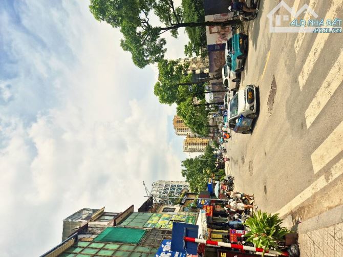 Nhà phố Ngọc Khánh – Ngõ nông, ba gác tránh – Nhà đẹp – 32m2 – 5 tầng – 8.75 tỷ - 3