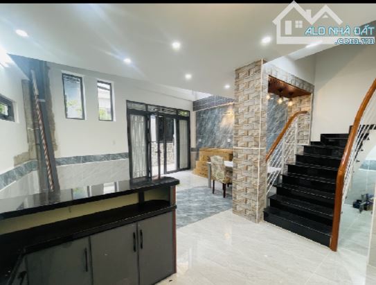 Nhà MT Trần Văn Đang quận 3 _ khu kinh doanh sầm y - 3