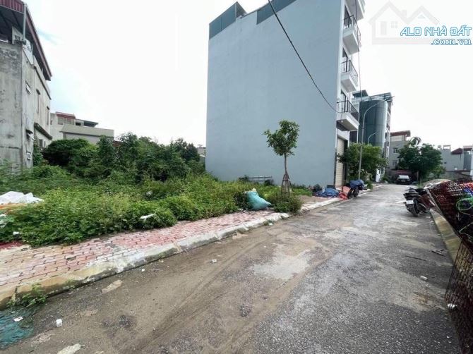 Bán 30m2 đất tđc Tứ Hiệp - Thanh Trì, phân lô ô tô tránh vỉa hè, Hàng siêu hiếm - 3