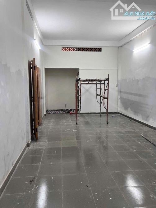 Nhà Âu Dương Lân, quận 8, 3 tầng, Hẻm xe hơi, 55m2, nhỉnh 5 tỷ - 3