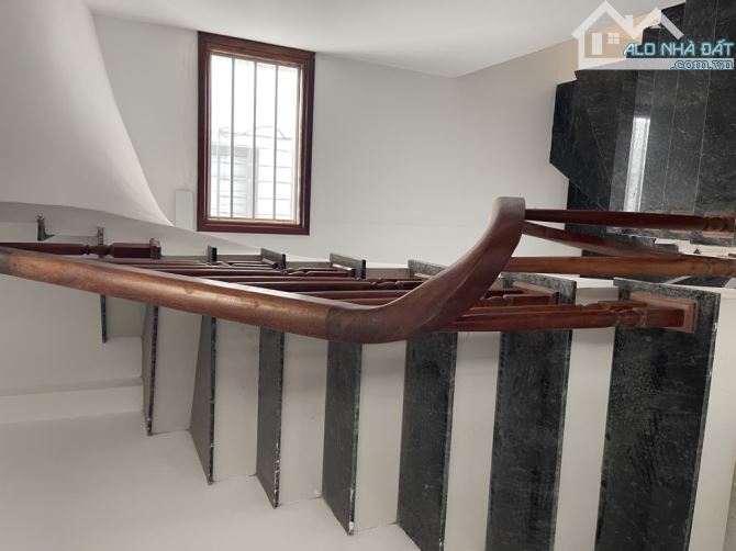 Nhà Lê Quang Đạo, lô góc, dân xây 40m2, 5 tầng chỉ 7 tỷ - 3