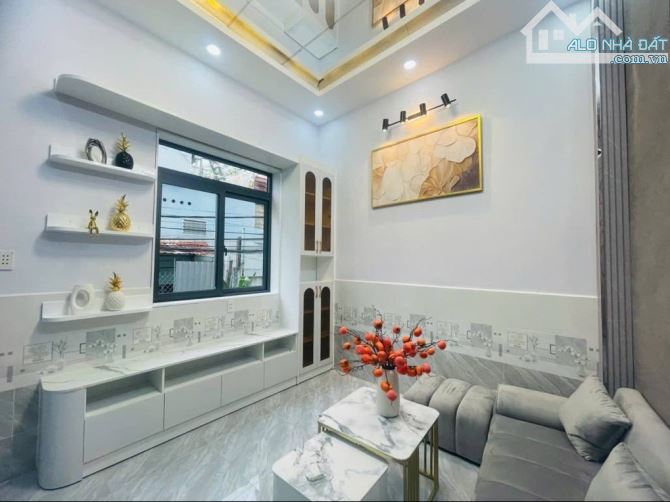 KẾ BÊN KDC NAM LONG - NHÀ 3 TẦNG - VIEW PHÁO HOA TOÀN THÀNH PHỐ - TẶNG ĐẦY ĐỦ NỘI THẤT MỚI - 3