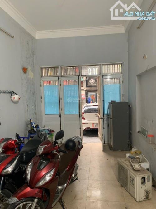 Cho thuê nhà Phố 8 3 gần ô tô, 48m2 x 4 tầng, 6 ngủ, 17 triệu VP, lớp học, KD on... - 3