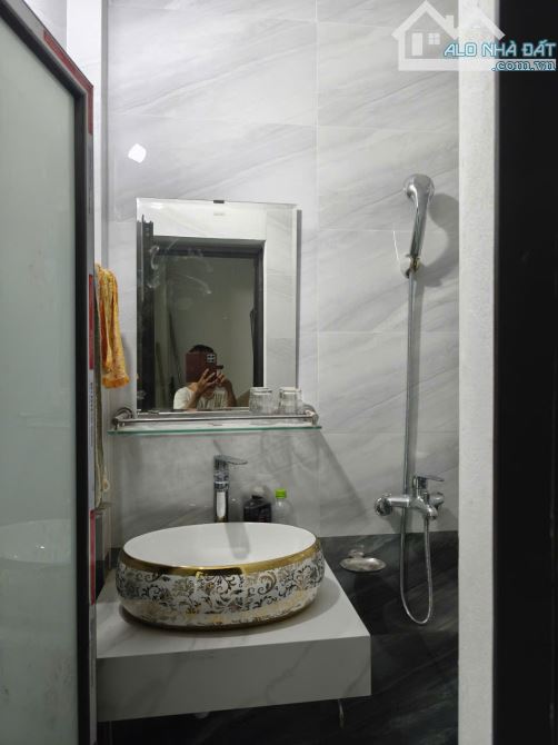 Cho thuê nhầ  Phố Lò Đúc, Phường Đồng Nhân, Quận Hai Bà Trưng, Hà Nội, 5 tầng giá 12.5tr. - 3