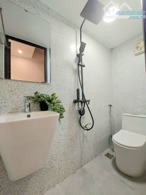 NGUYỄN CAO.HAI BÀ TRƯNG_5 TẦNG_DÂN XÂY_NGÕ THÔNG_ LÔ GÓC_2 THOÁNG_KINH DOANH_GIÁ 6TỶ Nhỉnh - 4