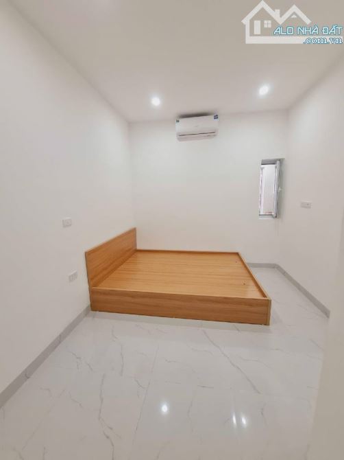 BÁN CĂN TẬP THỂ VẠN PHÚC – 2 NGỦ – Ô TÔ ĐỖ CỬA – 2.95 TỶ - 4
