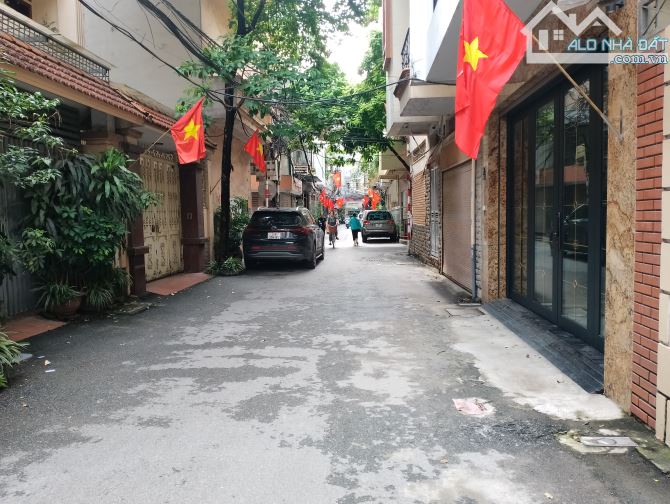 Phân lô Hoàng Văn Thái, 7 tầng thang máy, Ô tô vào nhà, DT 65m2, MT 4m, Giá 23.6 tỷ - 4