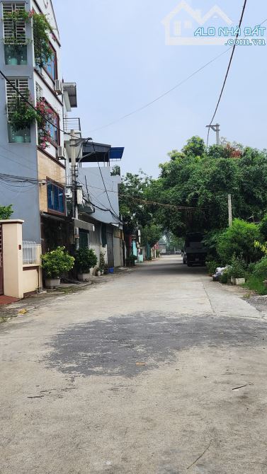 Bán gấp lô đất 100m mặt đường 10m đối diện trường học Kim Chung - 4