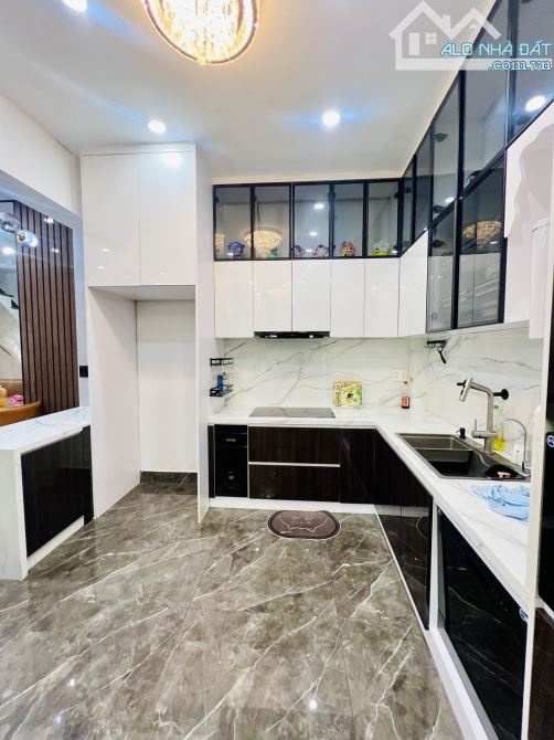 BÁN NHÀ ĐƯỜNG 10M ĐỘC LẬP 60M2 4 TẦNG MỚI ĐẸP - 4