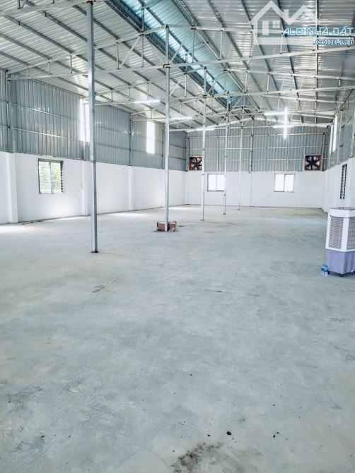 Cho thuê 500m2 gần cầu thạch bích - 4