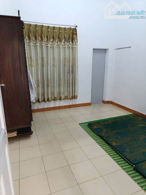 CHO THUÊ NHÀ 2 TẦNG KIỆT Ô TÔ BÙI THỊ XUÂN - NGAY GA HUẾ - 4