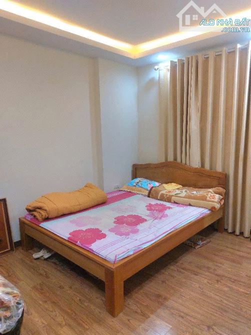 Bán nhà Hoàng Cầu 61m², 5T, MT 4.2m, ôtô đỗ, gần hồ – 24.6 tỷ - 4