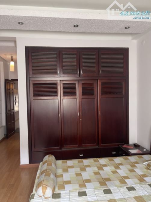 Chủ ngộp ngân hàng cần bán gấp nhà 3 tầng BTCT  P6, GV - 72m2 - HXT thông. 8 Tỷ TL - 4