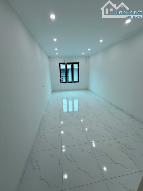 Nhà siêu đẹp, siêu rẻ chỉ hơn 4 tỷ tại Động Lãm - Phú Lương - 5 tầng rộng rãi - 4