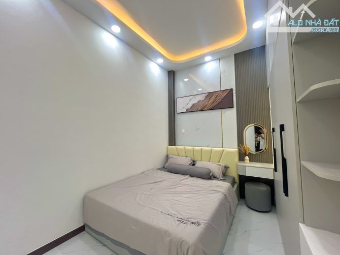 Bán Nhà 2 Tầng - 56m2 - Thị Trấn Nhà Bè - Cạnh Ngay Quận 7 - Nhỉnh 4 Tỷ - 4