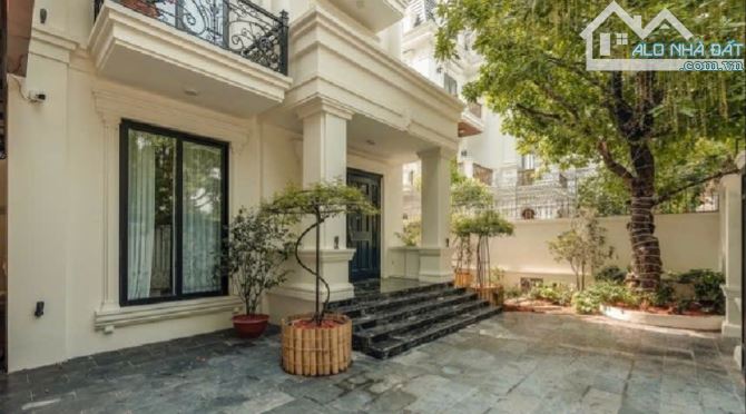 Bán biệt thự phố Trần Thủ Độ - KĐTM Pháp Vân , DT 275 m2, MT 13 m - 4