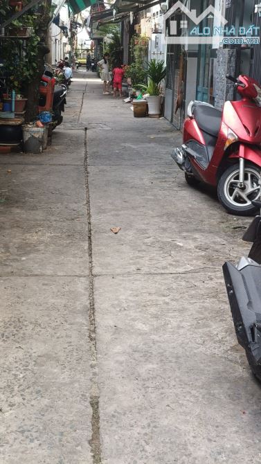 Ở NGAY TRUNG TÂM BÌNH TÂN – 3 TẦNG ĐẦY ĐỦ CÔNG NĂNG 32M2 - GIÁ MỀM 3.65 TỶ - 4