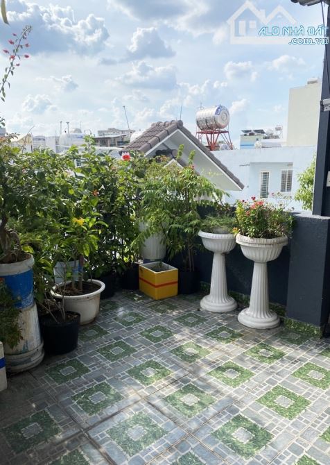 Nhà TT q.3- đường Vườn Chuối- 5 tầng- hẻm xe hơi- dt: 33m2, giá 8.x tỷ - 4