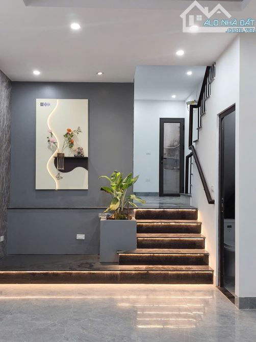 PHỐ TRẦN CUNG – 50M² – 5 TẦNG – MT 3.7M – CHỈ 10.5 TỶ - 4