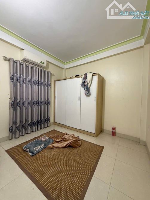 CHO THUÊ NHÀ NGUYÊN CĂN TẠI THANH AM - 4PN - ĐẦY ĐỦ ĐH NL - LÔ GÓC - OTO ĐỖ CỬA - 4