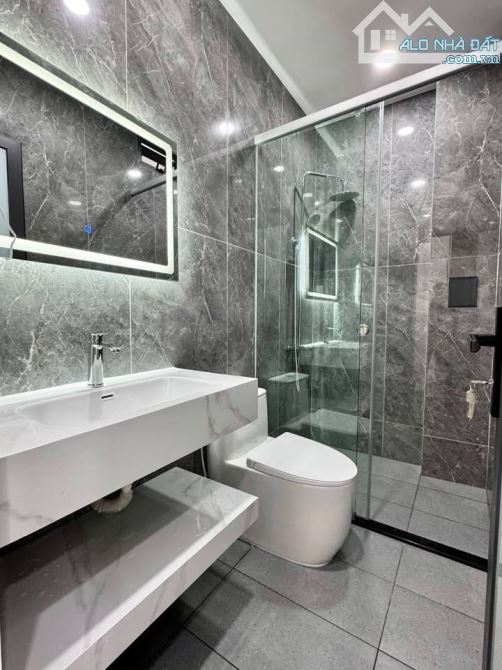 Bán nhà 1 trệt 1 lầu, DT 90m2, gần cây xăng Thạnh Phú - giá 1 tỷ 750 - 4