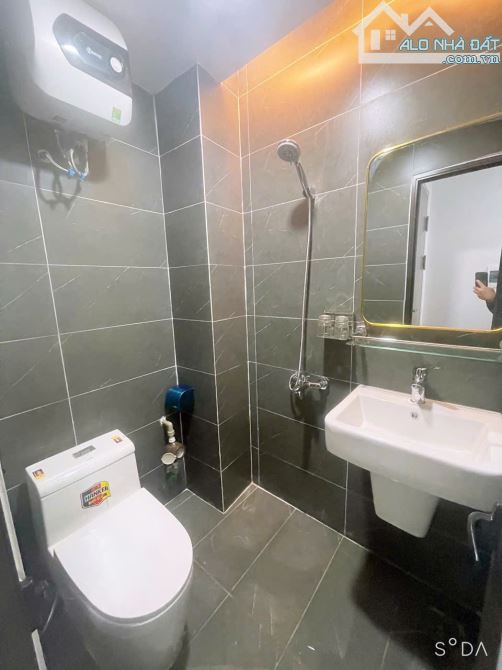 Chủ bán CCMN, phố Lê Hồng Phong gần chợ Hà Đông, 70m2 18 phòng kk thang máy - 4