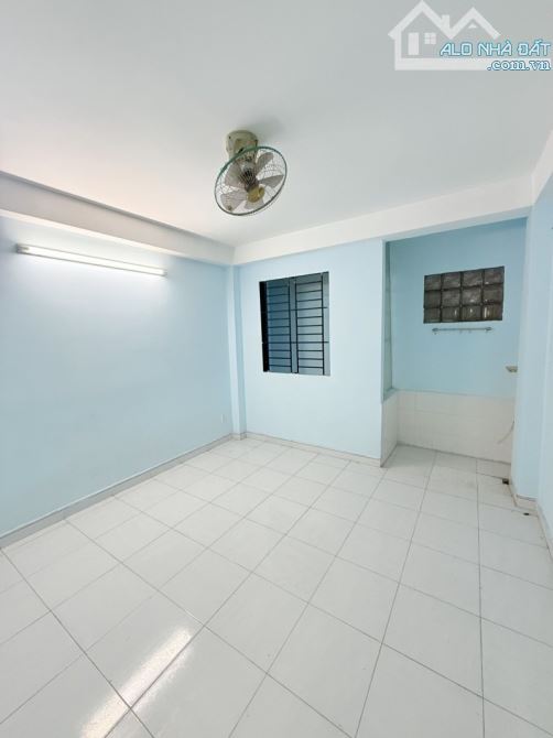 BÁN NHÀ NGAY CHỢ PHẠM VĂN HAI, TÂN BÌNH, HẺM Ô TÔ TRÁNH, 56M2, 4 TẦNG(4PN), GIÁ CHỈ 9.7 TỶ - 4