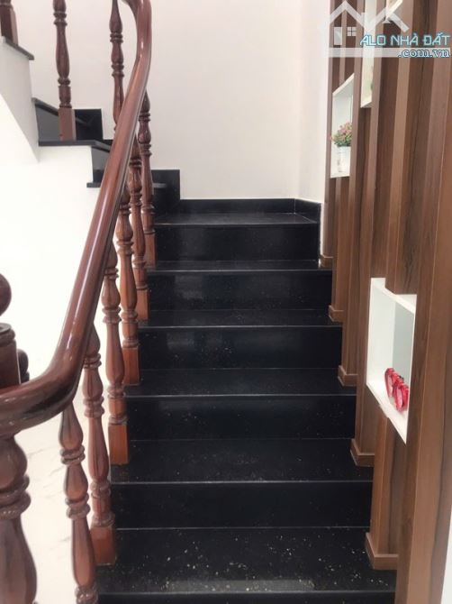 Bán nhà Quang Trung P11 Gò Vấp Diện Tích: 77m2 ( 4m x 19,5m )- 2 Tầng BTCT. 4 Phòng Ngủ, - 4