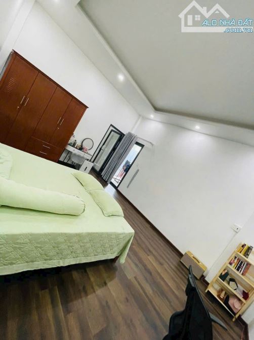 Bán nhà vườn đẹp 254M2, P. Quyết Thắng cũ, gần đường CMT8 chỉ 9 tỷ - 4
