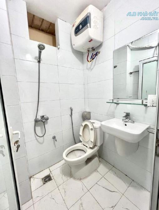 🌻 YÊN HÒA - CẦU GIẤY - 6 TẦNG - NGÕ NÔNG - GẦN PHỐ - 40M2 - 9.2 TỶ 🌞 - 4