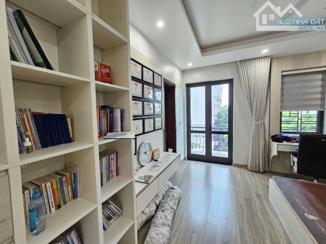 BÁN NHÀ KIẾN HƯNG LUXURY – 75M2,MT 7M – 6 TẦNG - THANG MÁY – LÔ GÓC 3 THOÁNG – 22,5 TỶ - 4