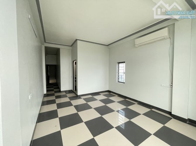 Nhà Dòng Tiền 6 Tầng Thang Máy x40m- Đào Nguyên _Trâu Quỳ-Trung Tâm Đông Sinh viên - 4