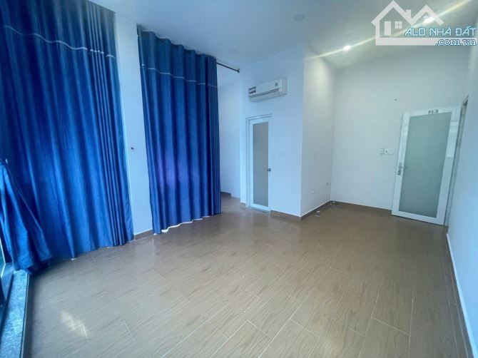 Trịnh Đình Trọng tân phú 180m2 5 tầng giá chỉ 29 tỷ - 4