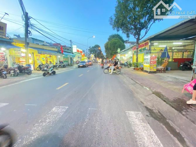 Bán nhà 1T1L 6x28m hoàn công, mặt tiền Trần Quốc Toản p.Dĩ An, đang thuê 28tr/th - 4