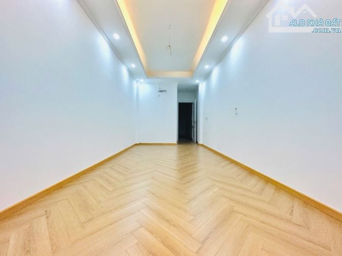 PL PHÚ DIỄN – ÔTÔ TRÁNH - VỈA HÈ – 6T THANG MÁY – 45M – 13.9 TỶ (ATL91593) - 4