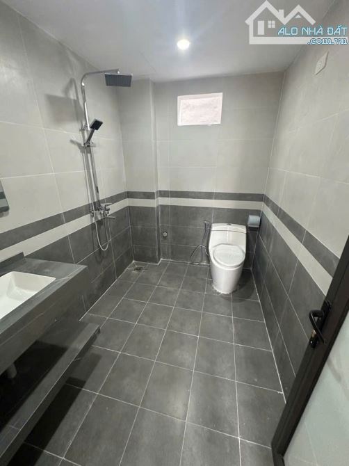 Bán nhà Thụy Khuê, 9 tỷ 5, DT 40m, 6 tầng, thang máy, mặt tiền 4.6m, nhà mới ở ngay - 3