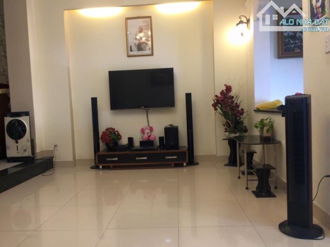 Cần Bán Mặt Tiền Khu Hành Chính Phường 05 Quận 08 Thiết Kế Nhà Mới Sang Trọng 3 lầu ST - 4