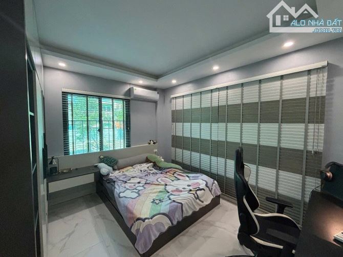 NGÕ TRẠI CÁ , 55M² x 5T DÂN XÂY MỚI , Ở NGAY , NGÕ THOÁNG , GẦN Ô TÔ ,  8,5 TỶ - 4