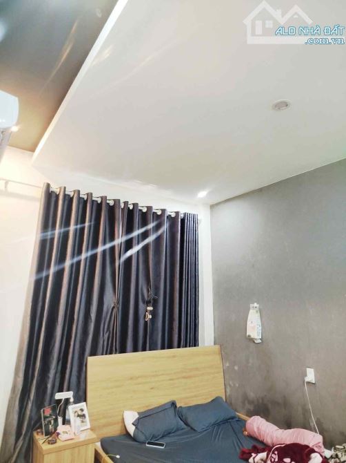 Chính chủ cần bán nhanh căn nhà 2 tầng đường lê đình lý - 4