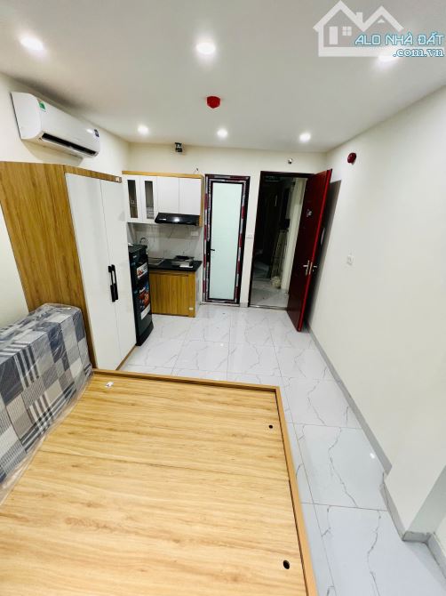 Cho Thuê CCMN Ngõ 111 Quan Hoa Cầu Giấy 25m2 Studio Ban Công Cửa Sổ Thang Máy Ban Công 23P - 4