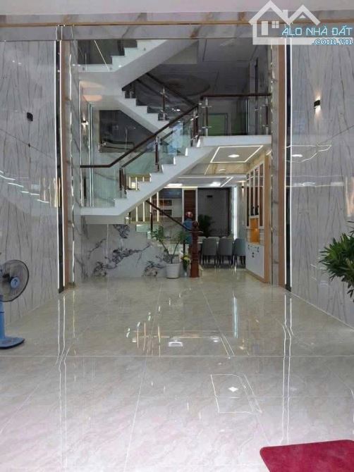 Nhà đẹp hẻm nhựa 8m,thông đường Huỳnh Thị Hai và Nguyễn Ảnh Thủ,Quận 12,4.5*15m,nhỉnh 5 Tỷ - 4