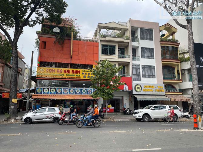 Bán nhà  Nguyễn Tri Phương, Q10 – 2 Tầng, 3 Mặt Hẻm, Giá Rẻ Bất Ngờ!Chỉ nhỉnh 5 tỷ - 6