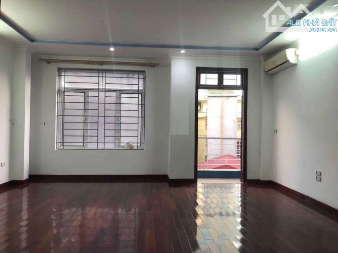 Cho thuê căn nhà ngõ 27 phố Đặng Thùy Trâm, Dt 75m2 x 5 tầng, mặt tiền 6m - 5