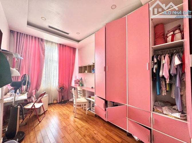 💁‍♂️ Bán nhà 4 tầng 82mv( 7*11.5), Hoàn công đủ, Hẻm xe hơi thông. Ngay làng ĐH Linh Xuân - 5