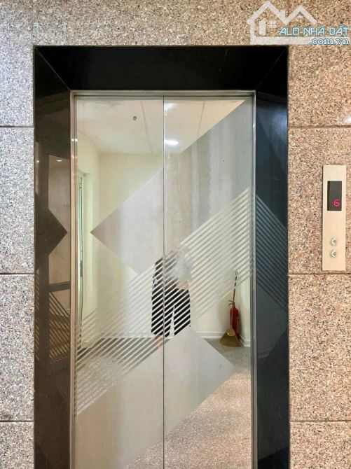 Bán tòa văn phòng 8 tầng 3 mặt thoáng mặt phố Lê Trọng Tấn, 182m², MT 5.6m, giá 110 tỷ - 5
