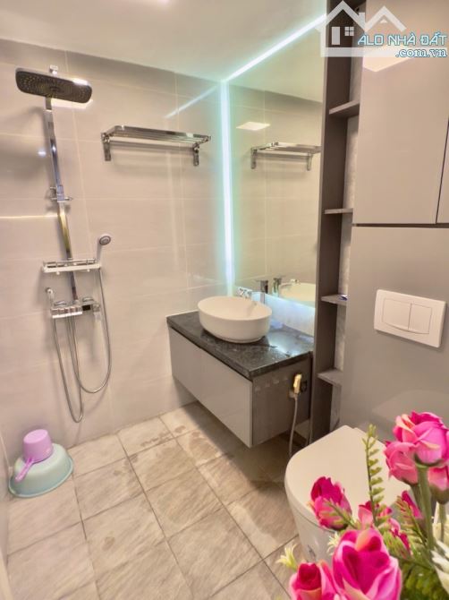 CỰC HIẾM - CĂN HỘ PENTHOUSE CÓ 1-0-2 PHỐ CỔ - HÀNG THAN - HÀNG GIẤY - 2 MẶT THOÁNG SÁNG -F - 5