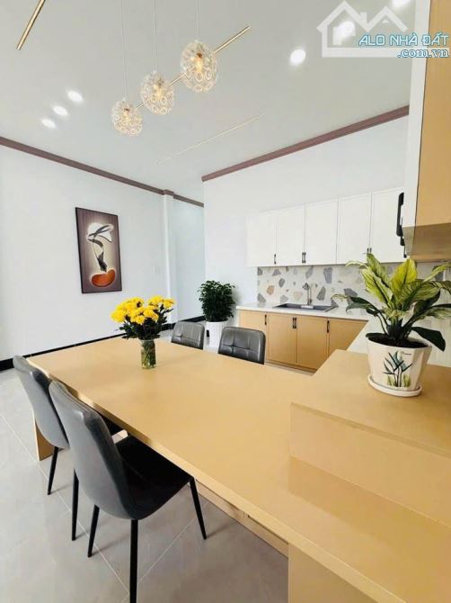 Giá rẻ bất ngờ vì cần xoay vốn gấp– nhà C4 ở Thới Tam Thôn, Hóc Môn giá 790 triệu - 5